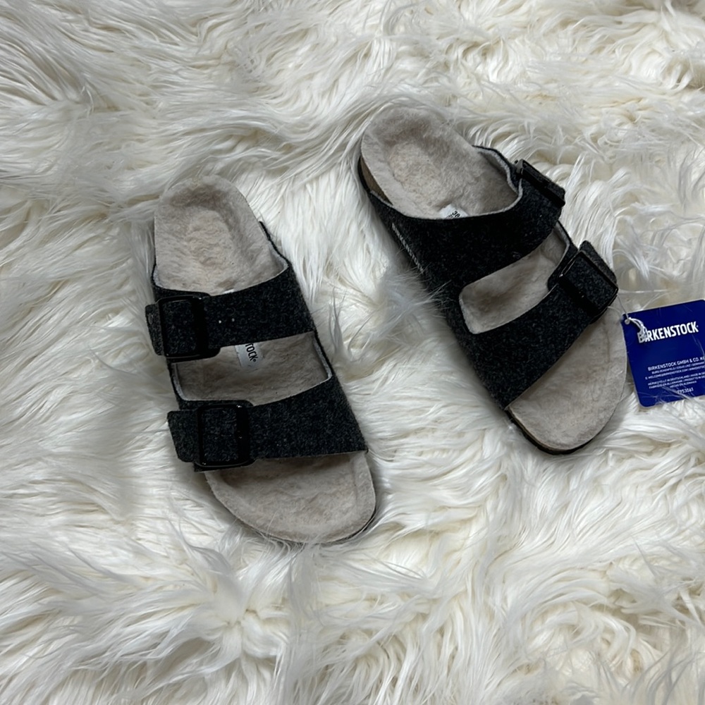 Birkenstock ( SOLD) - Picture 1 of 7